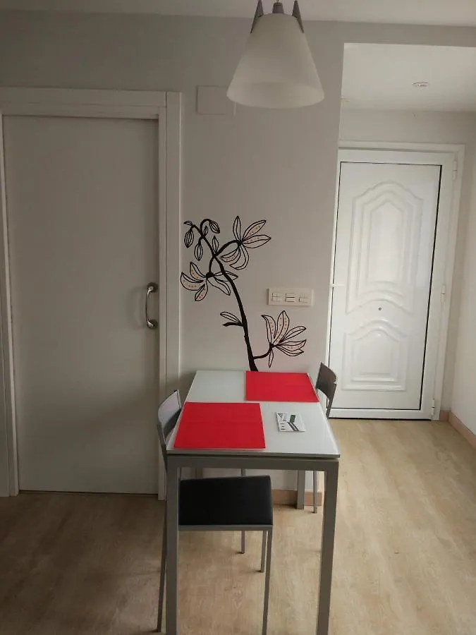Bonito Loft En Ermua. Comodo Y Funcional. Daire